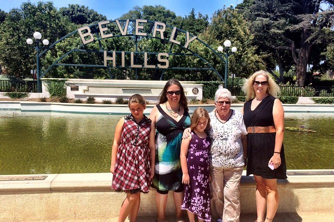 2 1/2 Hour Private Tour of Hollywood, Beverly Hills and Bel Air - One hour through Beverly Hills and Bel Air