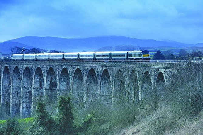 2-Day 'Game of Thrones' Rail Tour from Dublin Incl. Belfast and Giant's Causeway - Belfast by open-top bus and Titanic Belfast