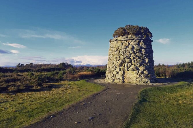 2 Day Private Guided Tour to Outlander locations , Loch Ness and Glencoe - Loch Ness and Urquhart Castle