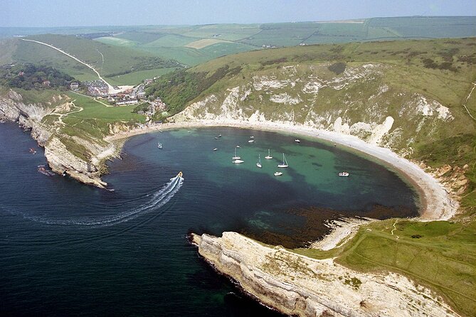 2 DAY TOUR | Jurassic Coast, Glastonbury, Stonehenge & Salisbury - What the first day is really like