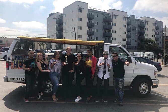 2-Hour Shared Celebrities Home Tours in Hollywood - Hollywood celebrity homes from a moving vehicle