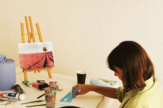 2 hours Painting Class with Local Artist in Private Studio - Key points to know before booking