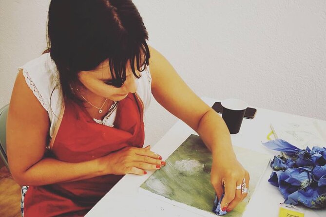2 hours Painting Class with Local Artist in Private Studio - Vallauris location, Cannes access, and transport