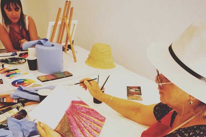 2 hours Painting Class with Local Artist in Private Studio - A serious warning for cruise ship schedules