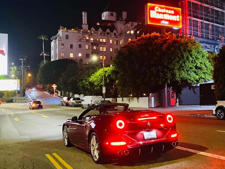 20 Min Ferrari tour in Hollywood (Drive or Be driven) - What the Ferrari California T adds