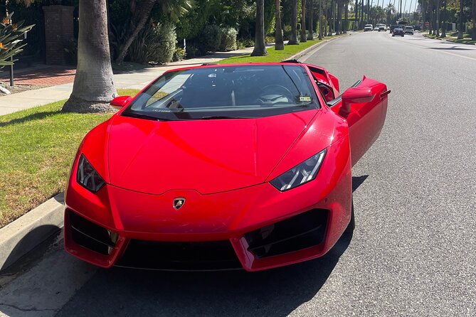 20-Minute Driving Tour: Hollywood to Sunset Blvd in a Lamborghini - The theatre where Hollywood premieres began