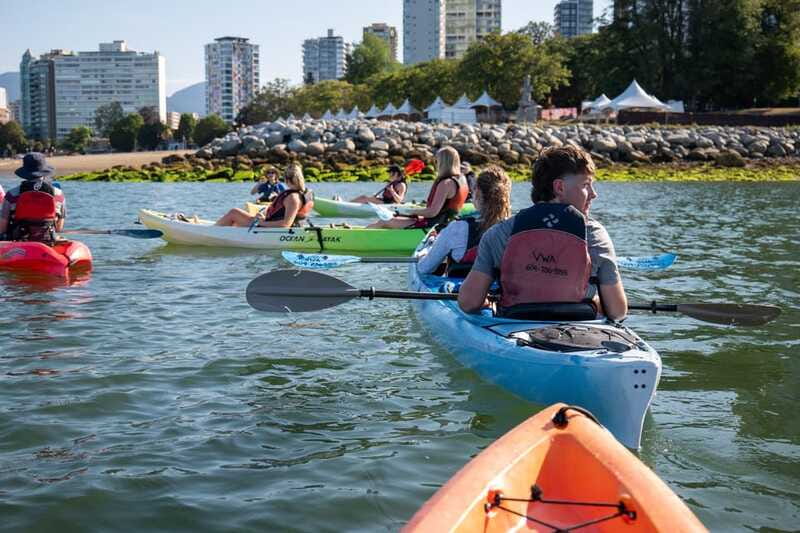 3 Hour Kayak in Vancouver with Coffee on the Beach - Choosing a single or double kayak
