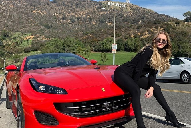 30-Minute Luxury Driving Tour: Explore Hollywood in a Ferrari - Who will enjoy this most