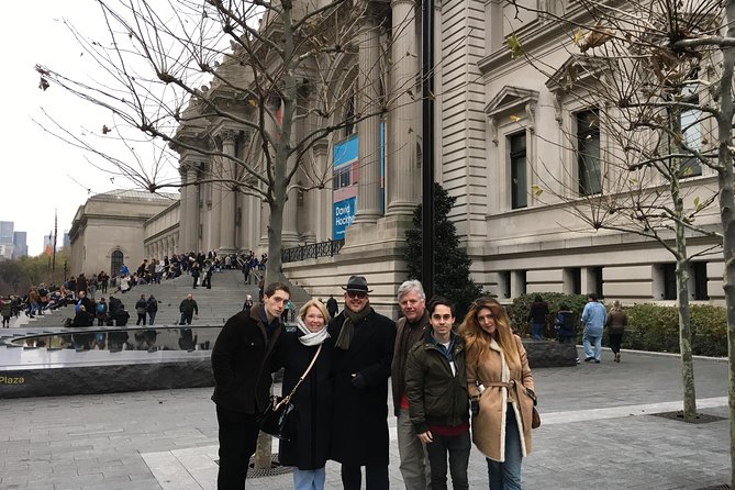 5th & Park - Film & Fiction Walking Tour of Carnegie Hill Along Museum Mile - Celebrity homes and literary New York