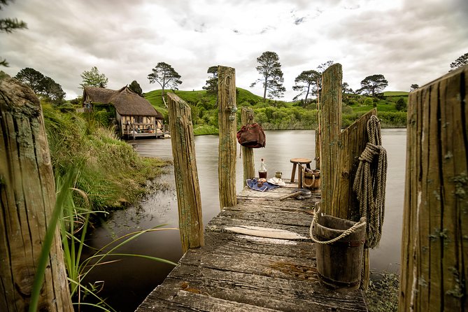 6hr Hobbiton Movie Set Tour - Departs Tauranga - Who should book this Tauranga day trip