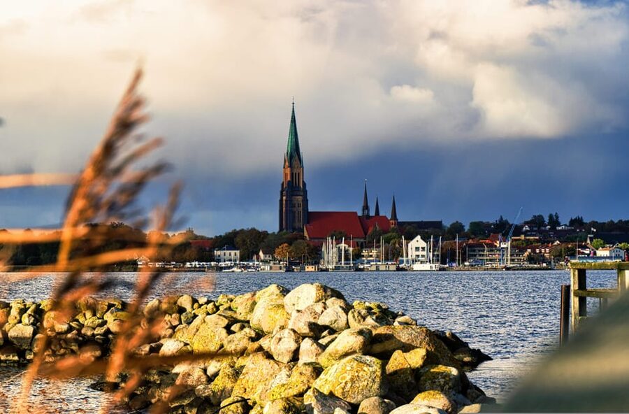 About Vikings, kings and cheeky monks (Medieval Schleswig) - Why medieval Schleswig grew beside the Schlei
