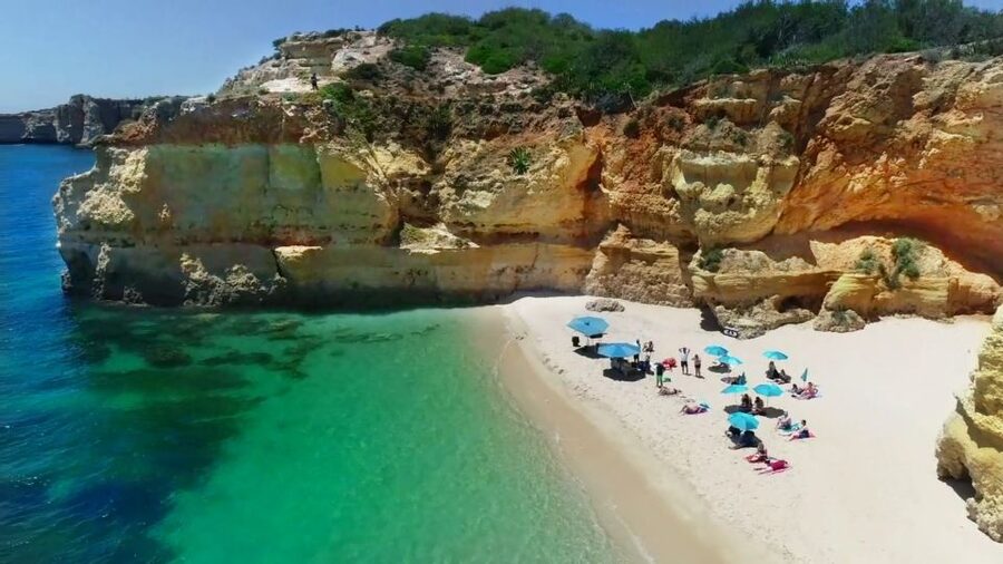 Albufeira: Sailing Boat Cruise BBQ & Open Bar on the Beach - What the crew adds to the day