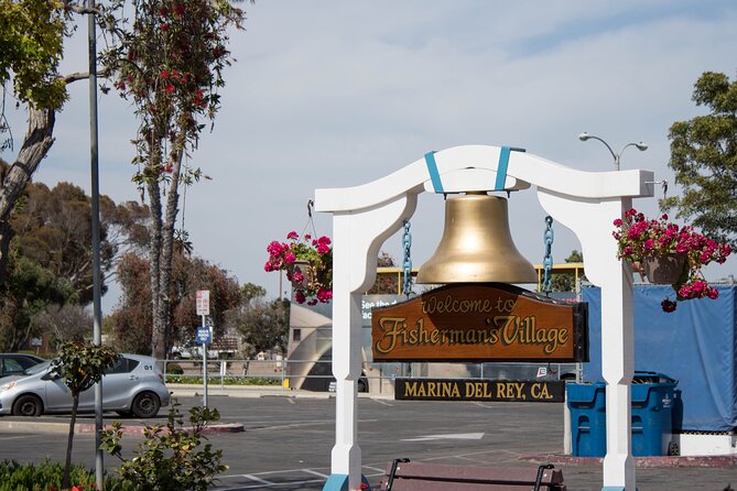 Anaheim to LA: Hollywood, Beaches & Famous Film Sites tour - Santa Monica Pier and the Pacific