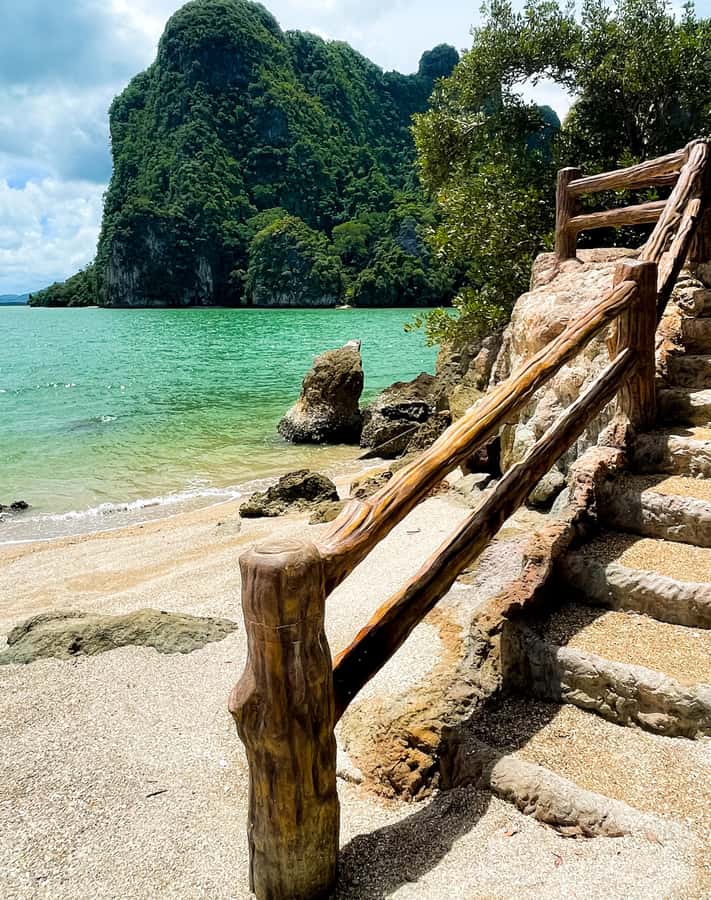 Ao Nang: James Bond & Hong Islands w/Canoeing by Speed Boat - Khao Maju, Khao Khien, and the moving view