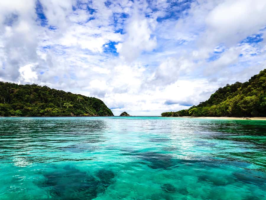 Ao Nang: James Bond & Hong Islands w/Canoeing by Speed Boat - Hong Island and the swimming stops