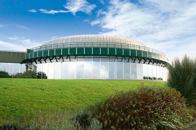 Arromanches 360 Circular Cinema Entrance Ticket - Timing your visit around the half-hour screenings