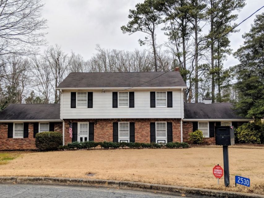 Atlanta: The 'Upside Down' Stranger Things Private Tour - Hawkins Public Pool and the school locations