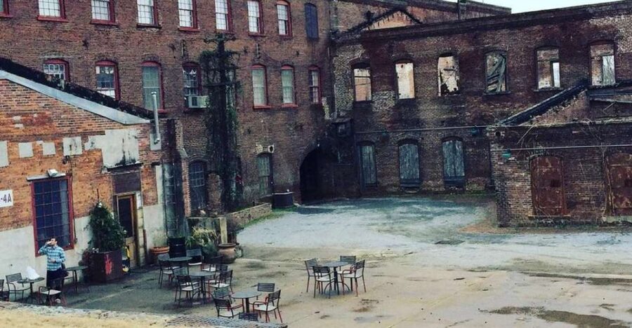 Atlanta: 'The Walking Dead' Film Locations Private Tour - Start with the route that matches your fandom