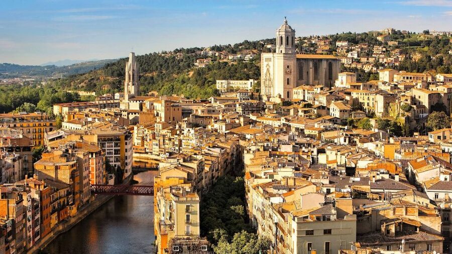 Barcelona: Girona Game of Thrones Private Tour with Pickup - Is $271 per person good value?