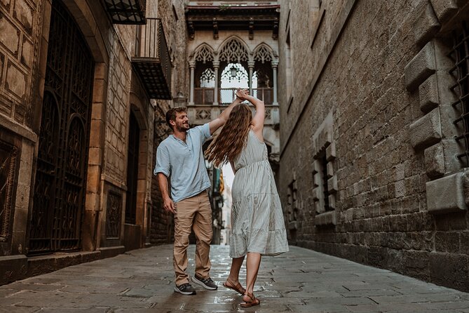 Barcelona Gothic Quarter cinematic photoshoot - The real price is higher than $35.09