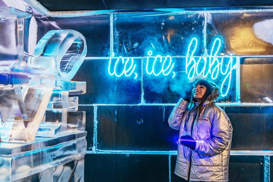 Barcelona: Icebar experience, located at the beach !! - Why the terrace changes the value