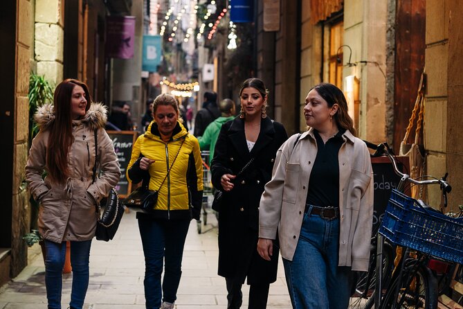 Barcelona in 2 Hours: Guided Walk Through History and Sights - Why this two-hour route works for a first look
