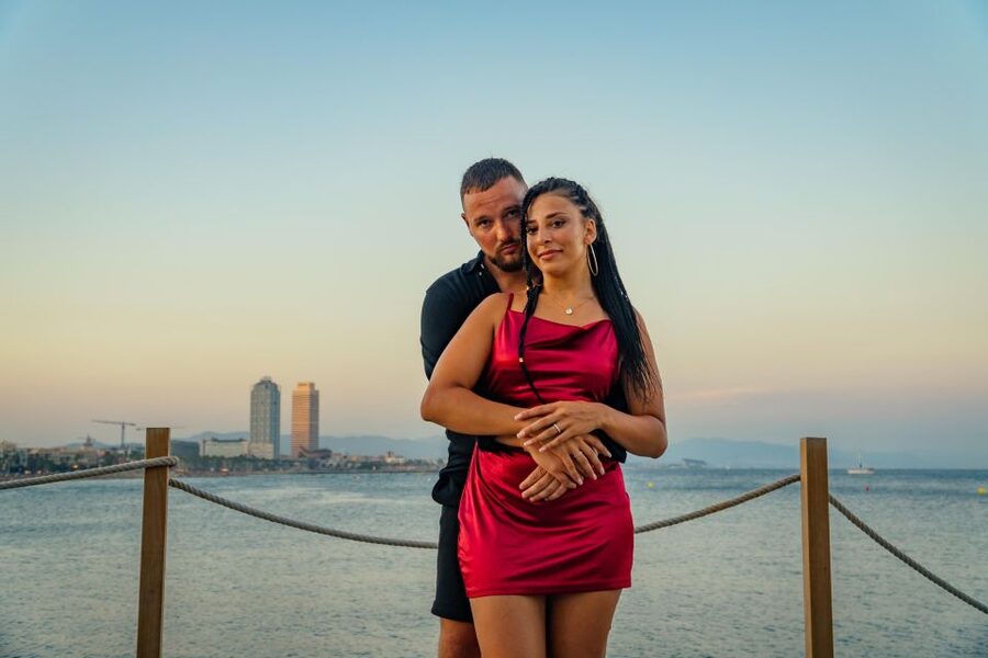 Barcelona Photo Experience: famous landmarks or the beach! - Choosing between the beach, Gaudí, and the Gothic Quarter