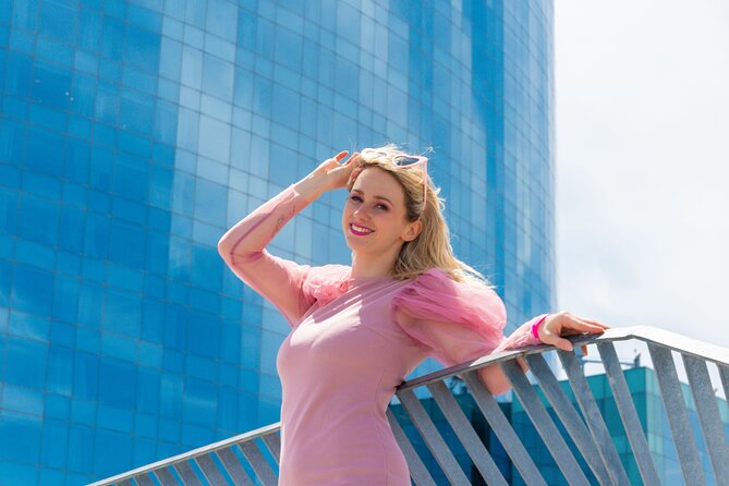 Barcelona: Professional Photoshoot by the Beach - Key points at a glance