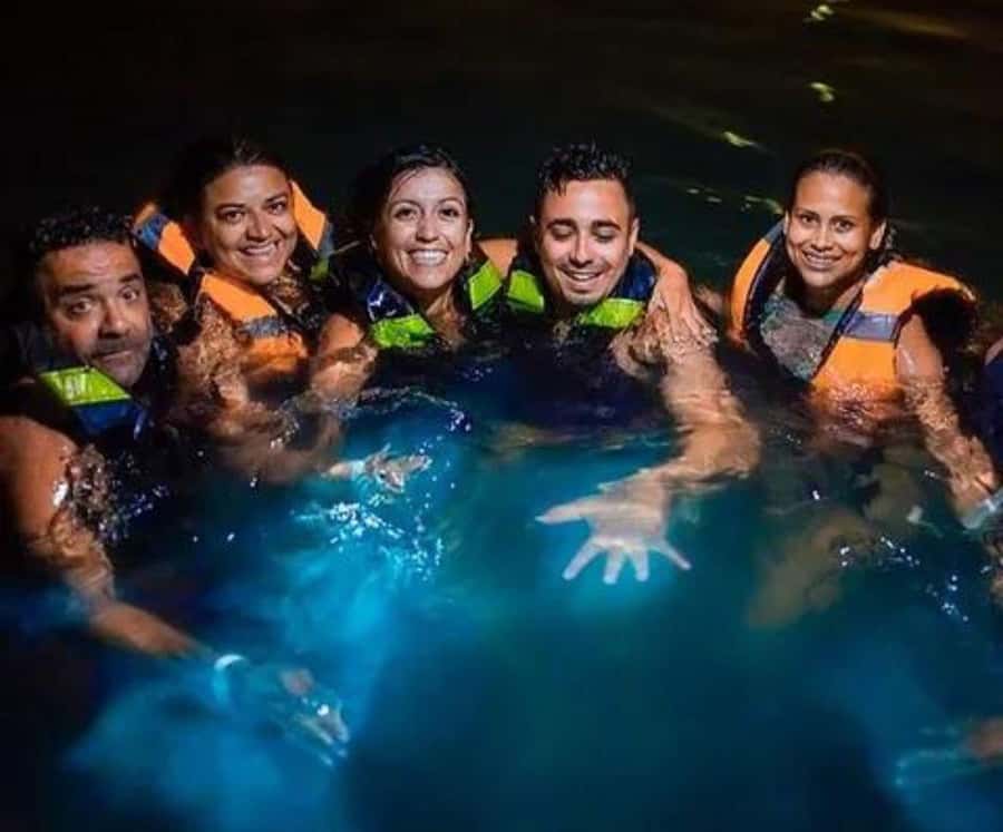 Barú: Sunset on the beach + bioluminescense plankton - Who should book this experience?