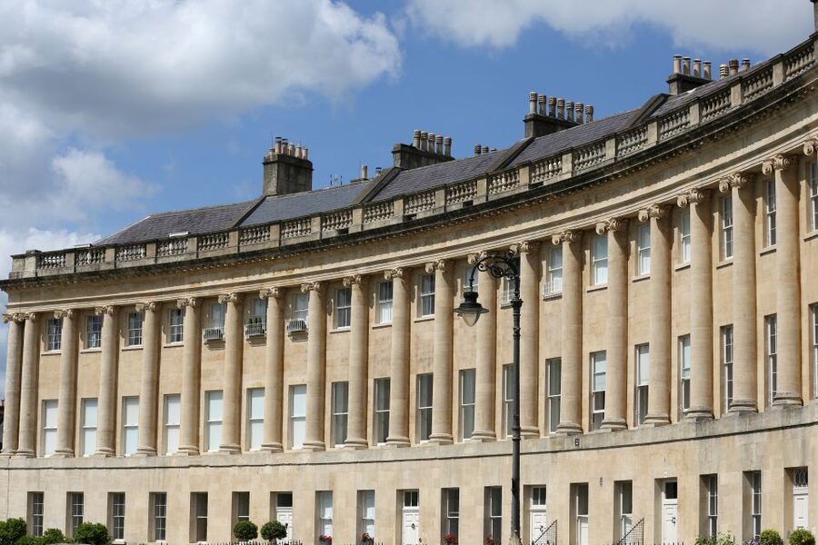 Bath: Bridgerton Filming Locations Walking Tour with Music - Bath Street and Abbey Green