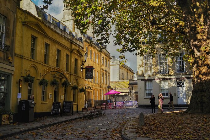 Bath Bridgerton walking tour of filming location with Mobile App - Practical details that make the walk easier