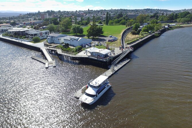 Batman Bridge 4 Hour Luncheon Cruise including sailing into the Cataract Gorge - Morning tea starts the day with simple Tasmanian fare