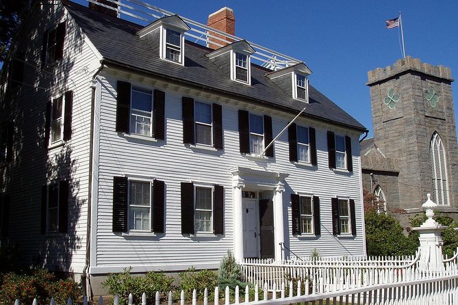 Best Hocus Pocus Movies & More Tour - What this Salem film walk actually delivers
