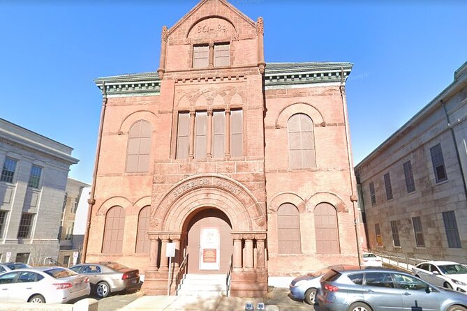 Best Hocus Pocus Movies & More Tour - Old Town Hall and Salem’s film-friendly streets