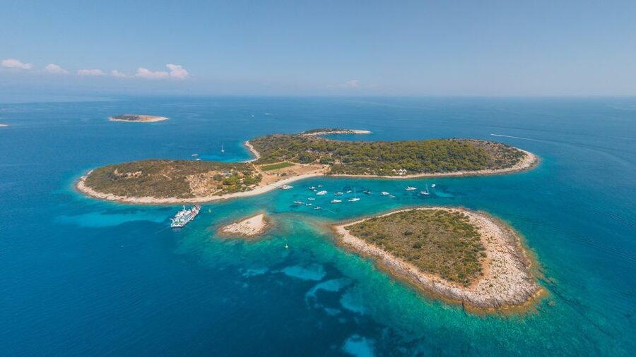 Blue Cave, Mamma Mia and 5 top destinations: From Trogir - Komiža, Vis, and a taste of island life