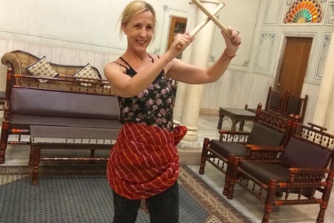 Bollywood Dance Class - Groove and shake on Hindi Movie hits ! - Meeting at Hotel Arya Niwas in central Jaipur