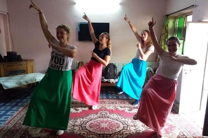 Bollywood Dance Class in Jaipur – Includes Hotel Transfers - How much value do you get for $40.64?