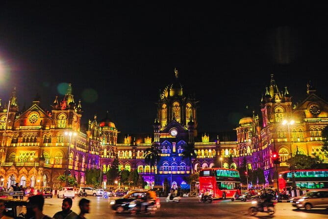 Bollywood Sightseeing and Celebrity Homes Tour by Private Car - Who should book this Bollywood tour?