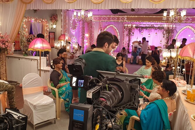 Bollywood Studio Tour - Guides who add value to the visit