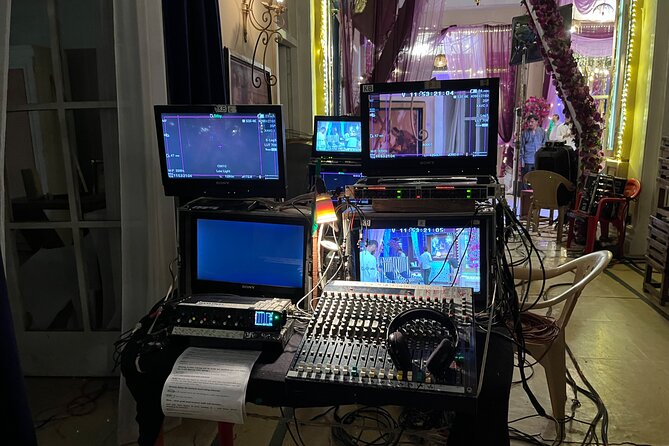 Bollywood Studio Tour with Guide and Transport - Why the guide matters more than the set