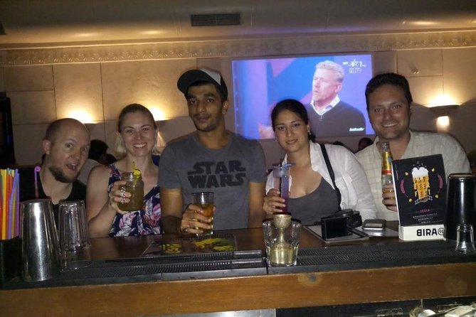 Bollywood Studio Tour with Slum & City Tour - Guides, drivers, and the private advantage