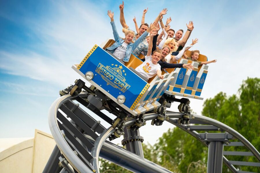 Bottrop: Movie Park Full-Day Admission Ticket - October Halloween at Movie Park
