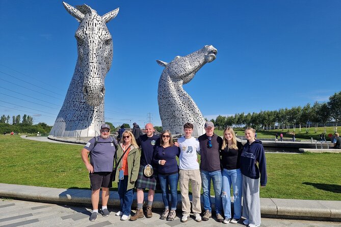 Braveheart Tour Mountains Lochs Castles and Battlefields - Meeting the hairy coos at Kilmahog