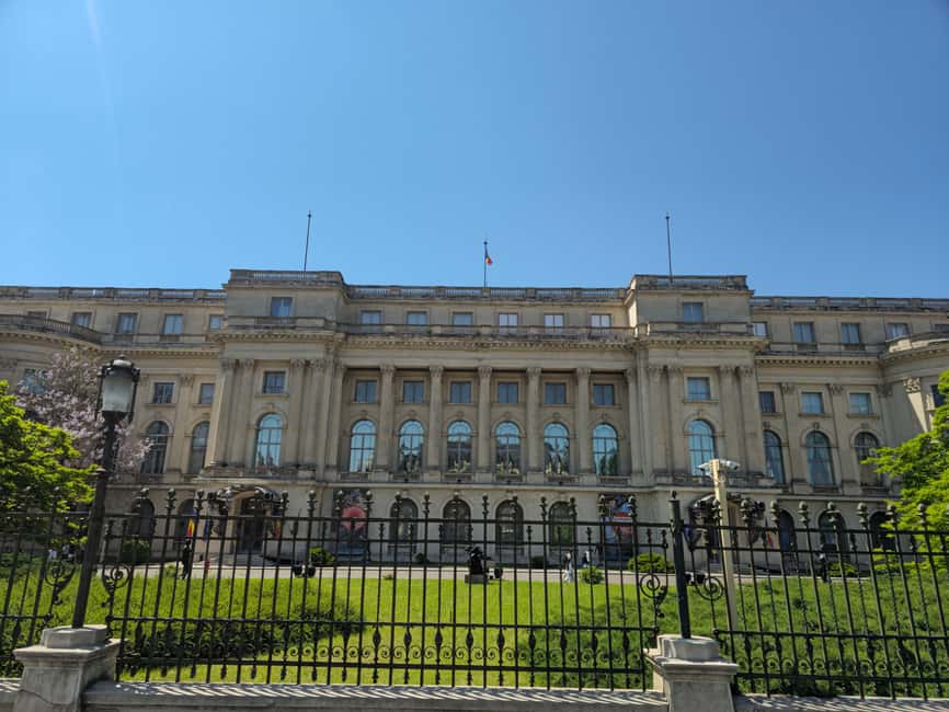 Bucharest Photo Walk - Instagram&Cinematic Spots in 3 hours - Two lesser-known stops for a more personal route