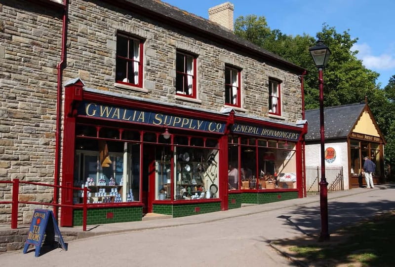 Cardiff: Doctor Who Car Tour - A Four-Hour Route With Enough Time to Get Out