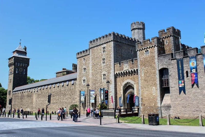 Cardiff: Doctor Who City Walking Tour - Cardiff as New York, Pompeii, London, and Paris