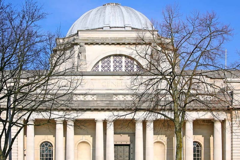 Cardiff: Doctor Who City Walking Tour - The guide makes the difference