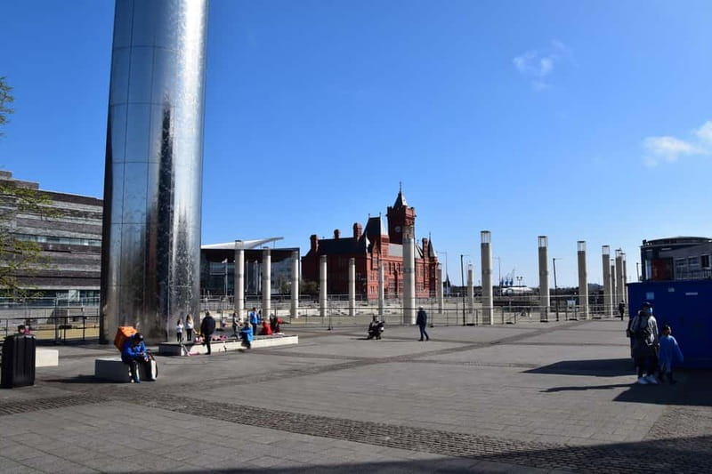 Cardiff: Doctor Who Walking Tour - From coal port to television city