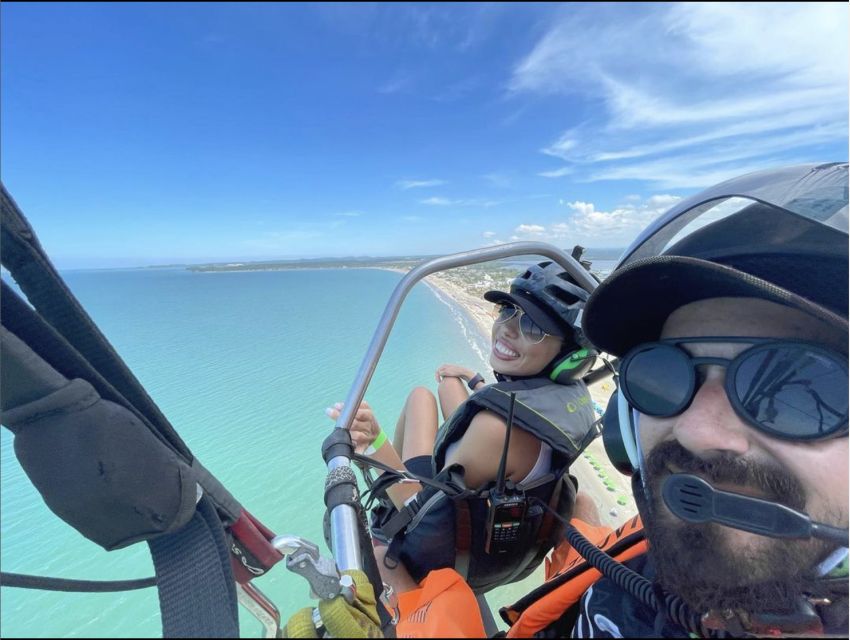 Cartagena: Paratriking Flight from the Beach - Landing, photos, and time on the sand