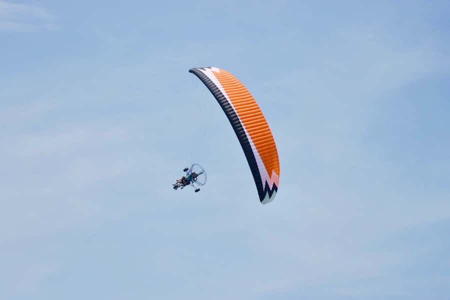 Cartagena: Paratriking Flight from the Beach - Who should book this Cartagena flight